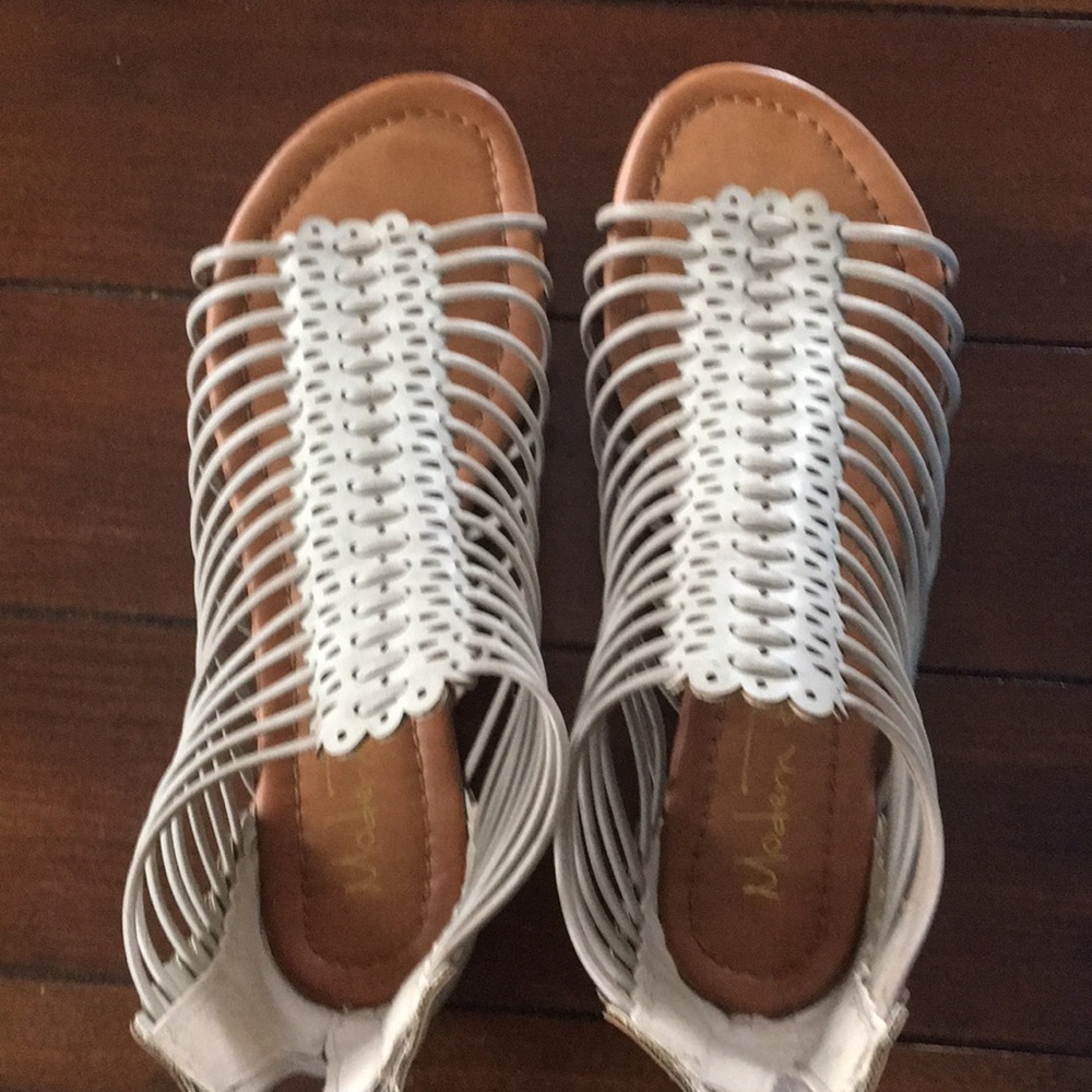 Sandals - Picture 3 of 3